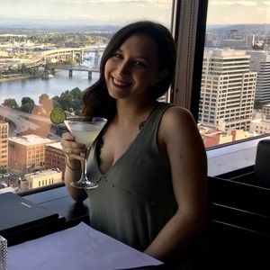 Meet your Posher, Rachel